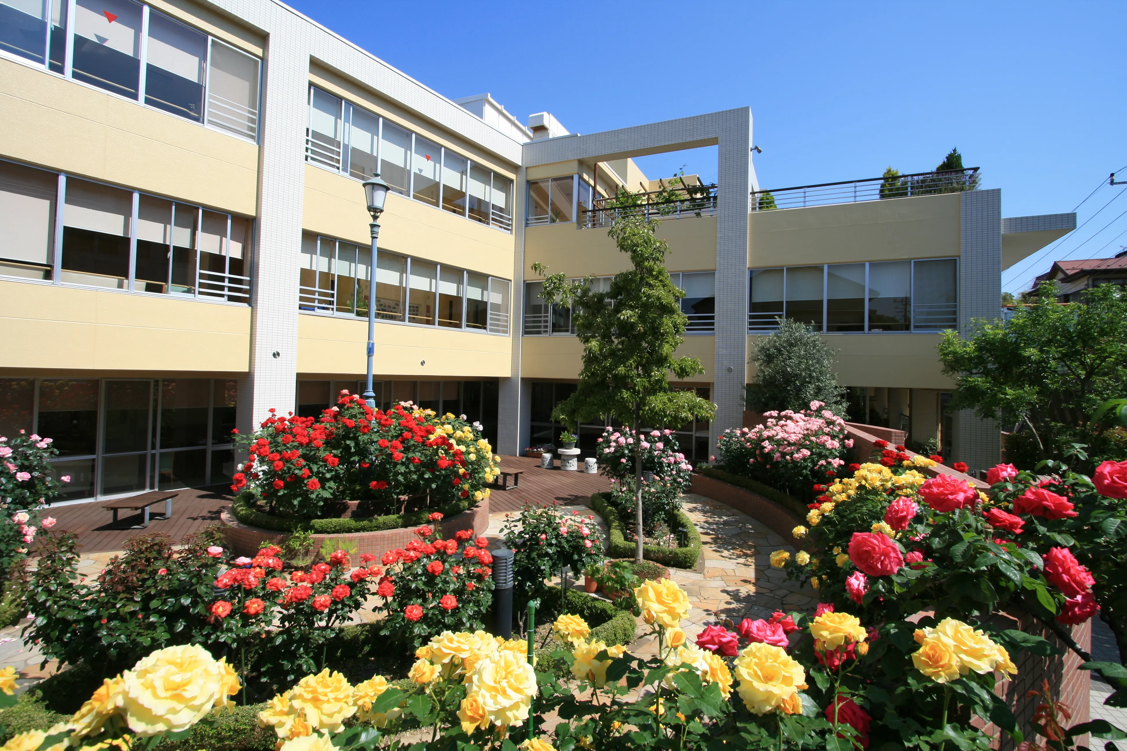 介護付有料老人ホーム　ばらの庄の紹介写真