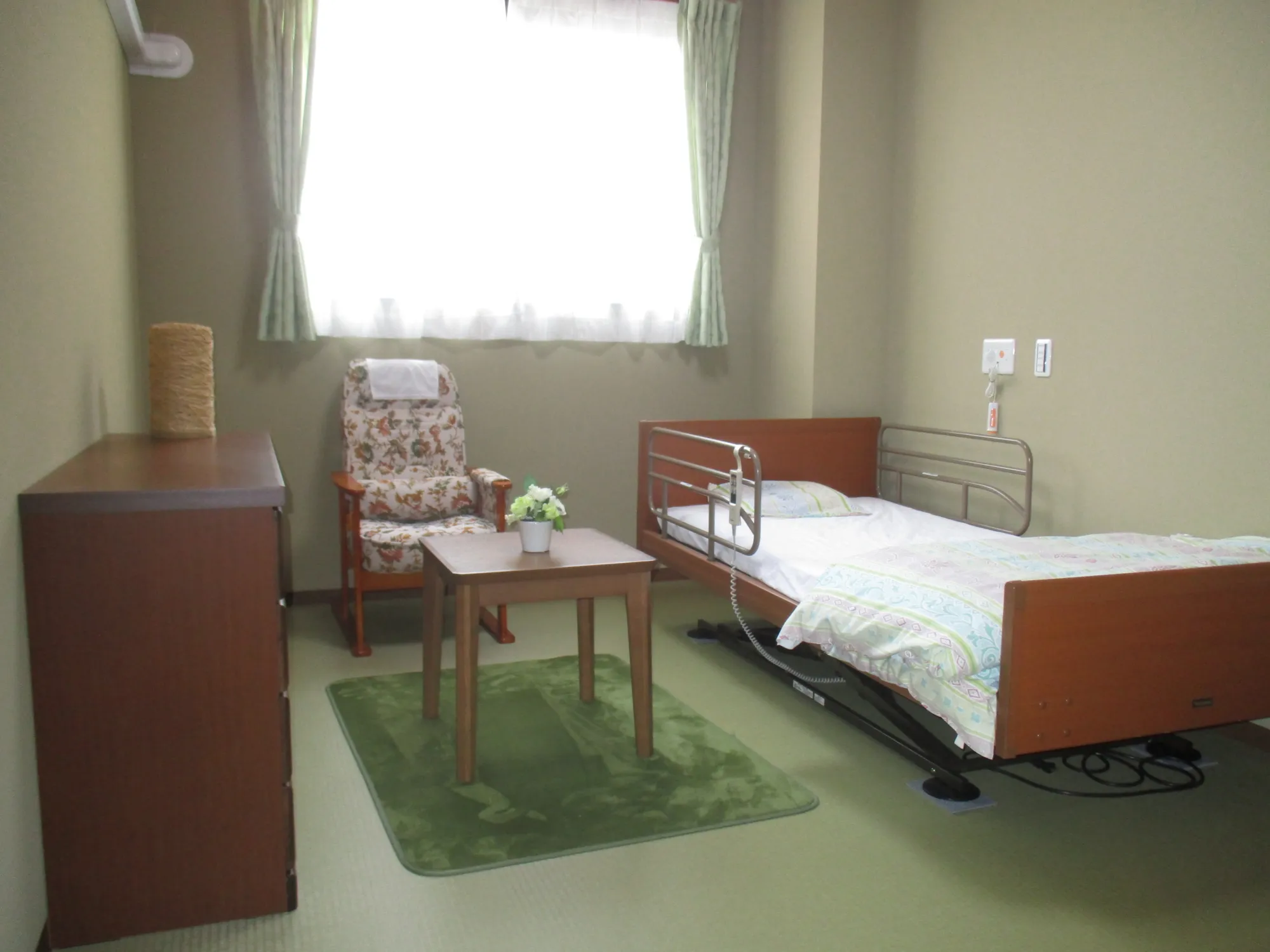 介護付有料老人ホーム　ベルライフ葛城の紹介写真 5