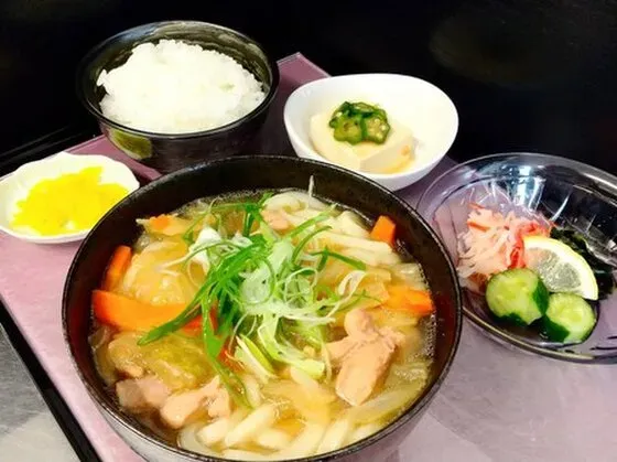 善幸苑神殿の紹介写真 2