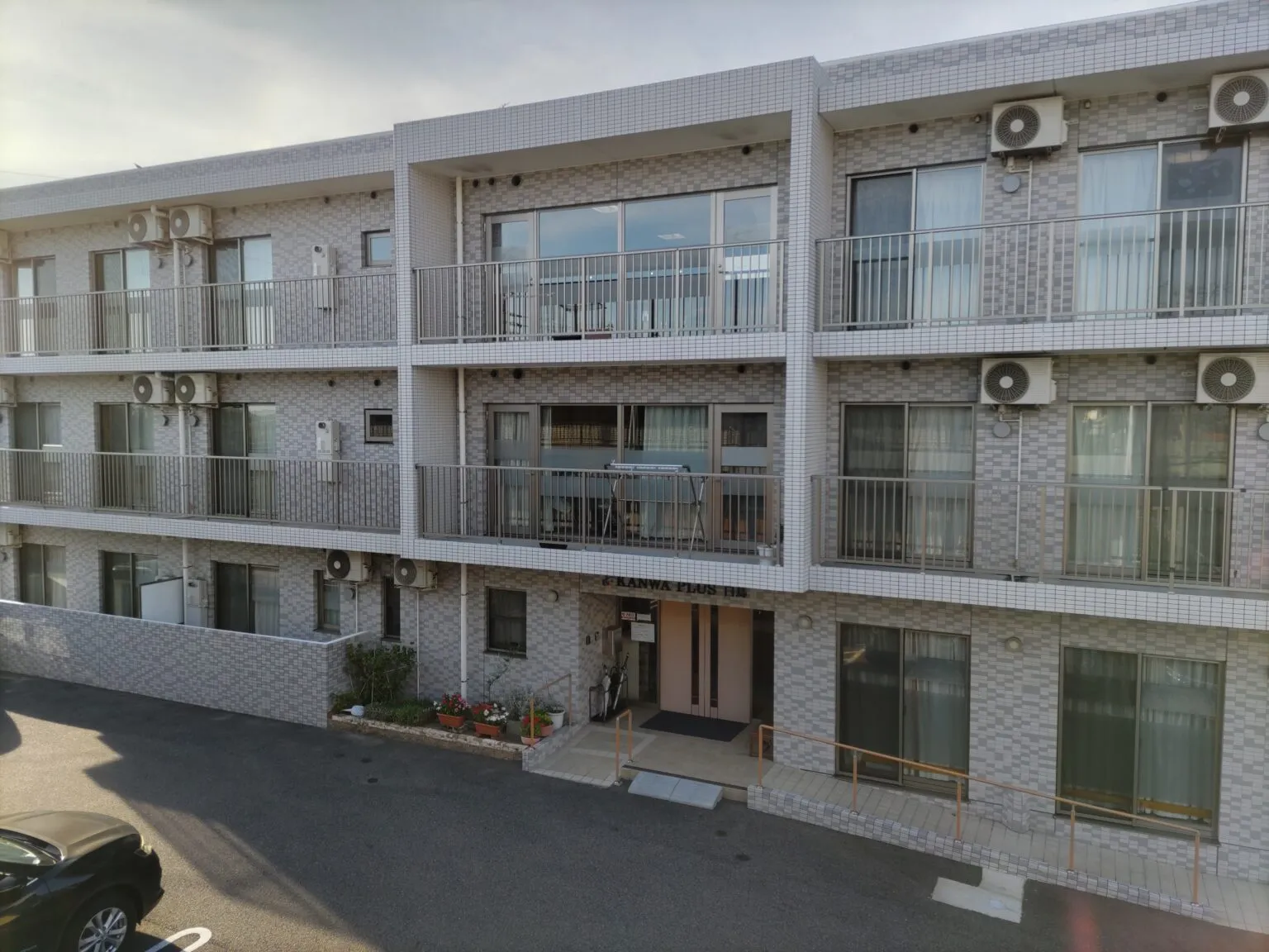 KANWA PLUS白鳥の紹介写真 2