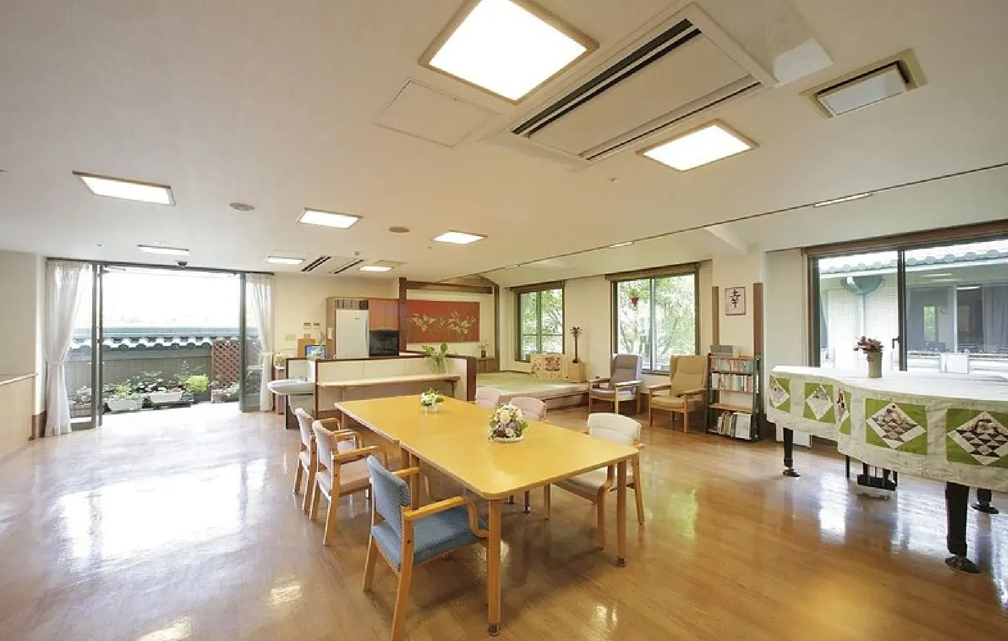 エスティームライフ学園前の紹介写真 3