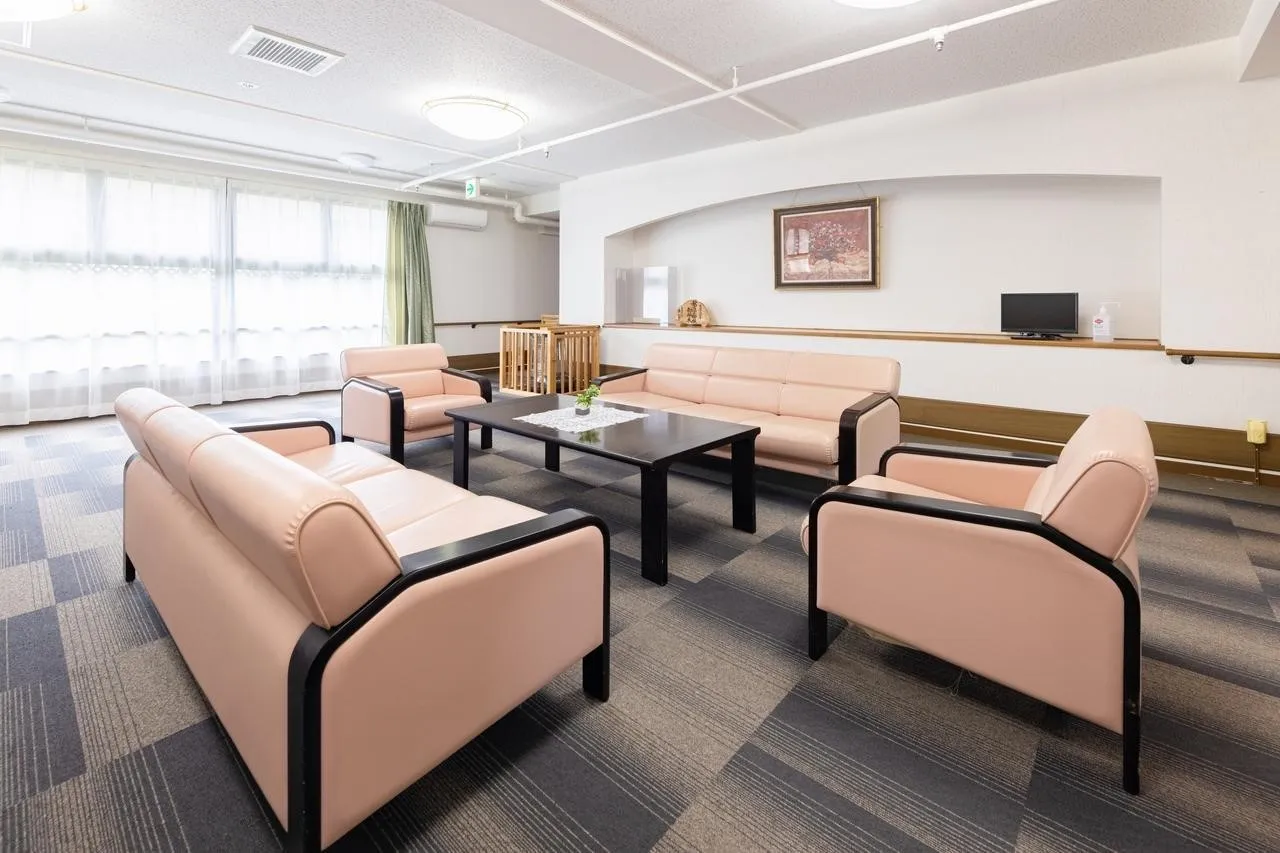 イリーゼ岡谷の紹介写真 3