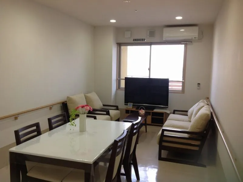 ケア・パレス平野苑の紹介写真 5