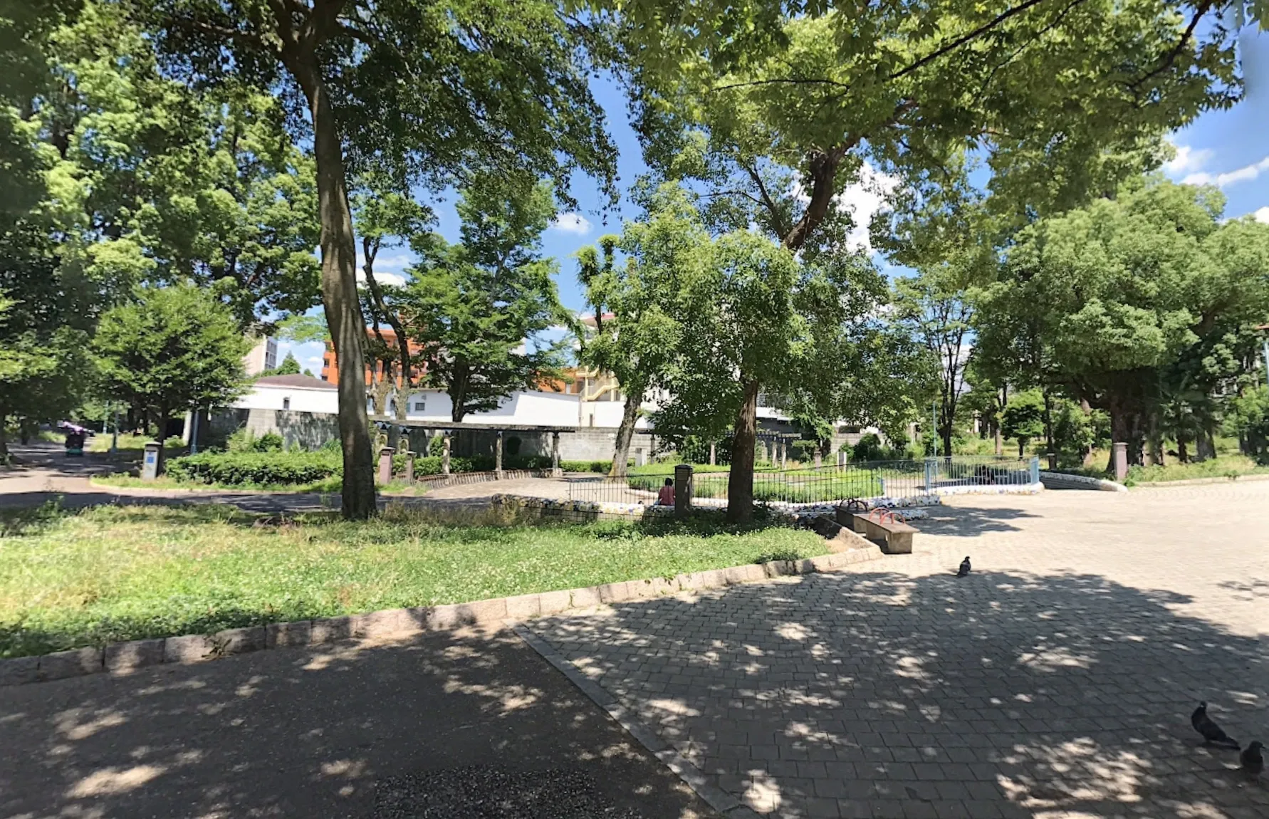 グランドライフ十三の紹介写真 6