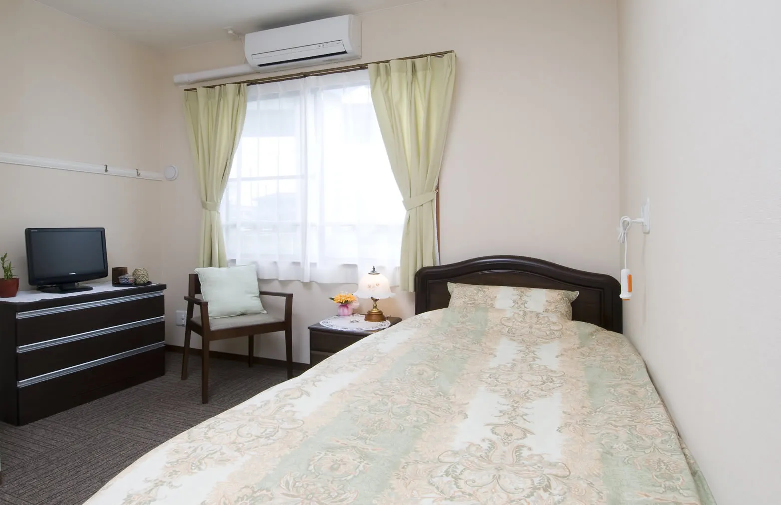 あずみ苑 ラ・テラス新古河の紹介写真 3