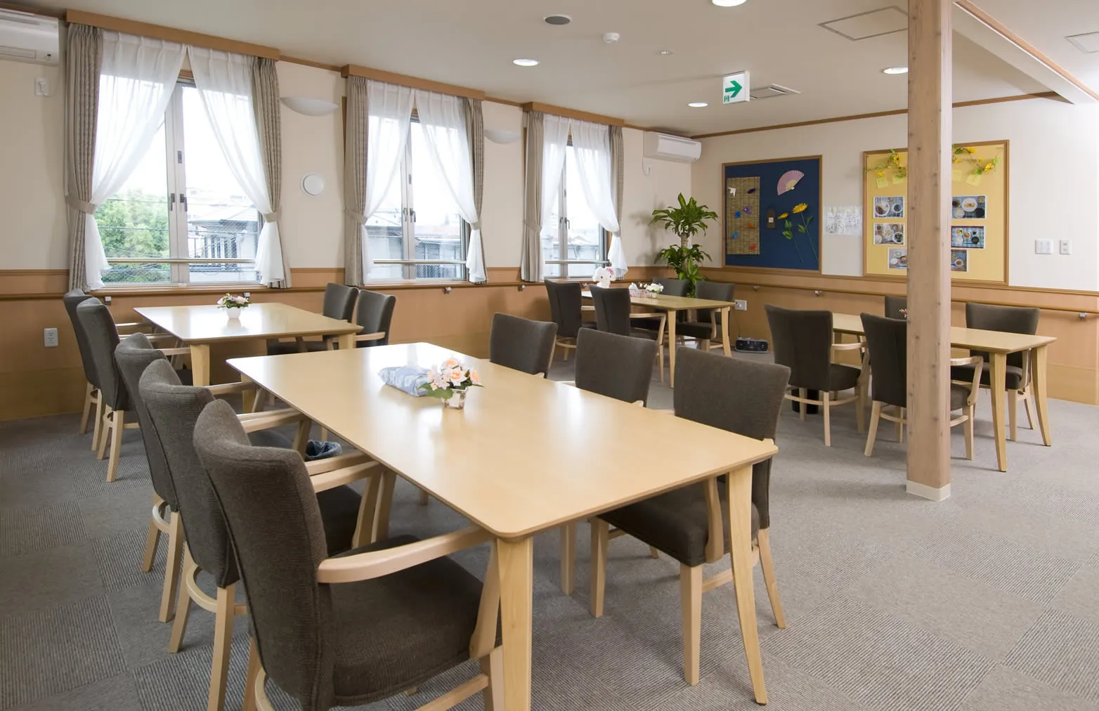 あずみ苑 ラ・テラス葛城の紹介写真 2