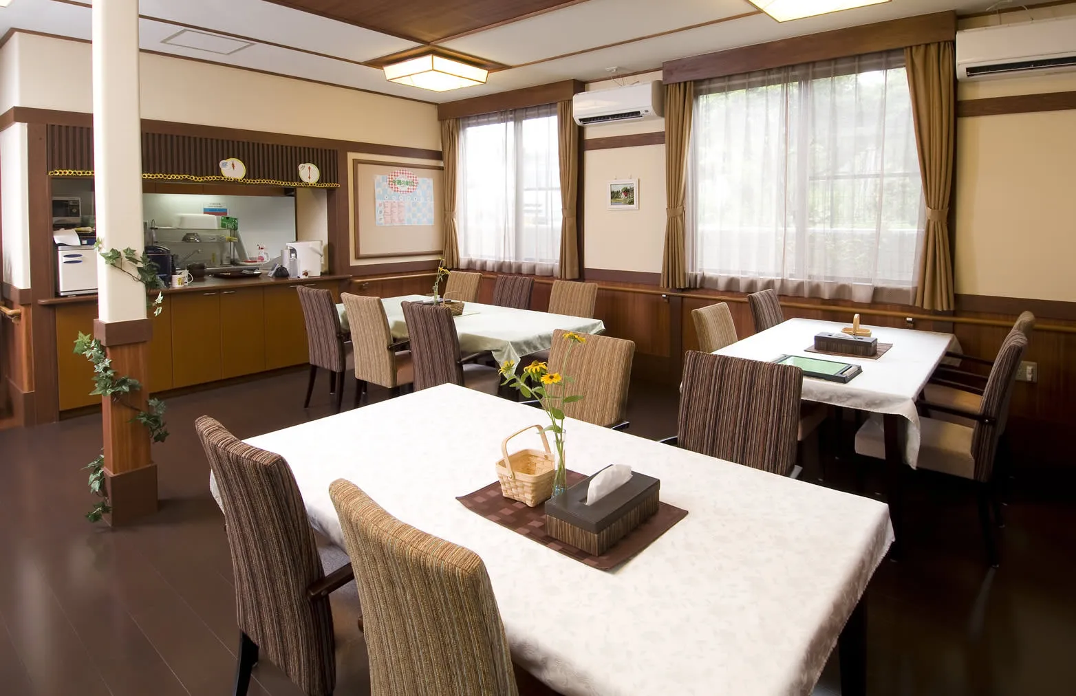 あずみ苑 ラ・テラス小絹の紹介写真 2