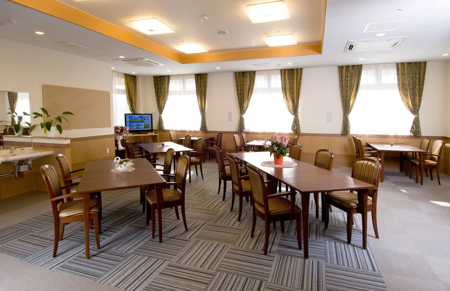 あずみ苑 グランデ土浦の紹介写真 2