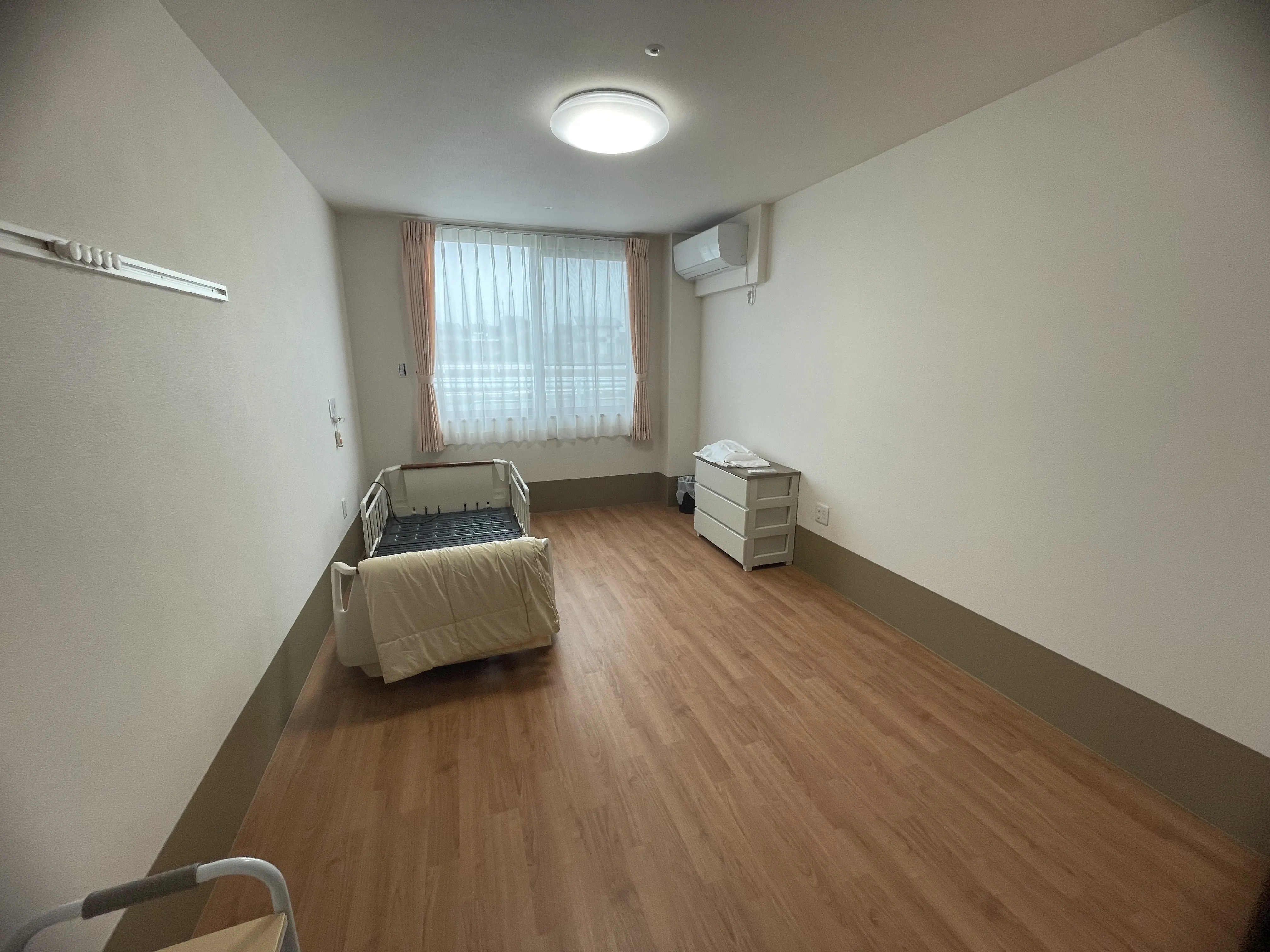 住宅型有料老人ホーム　あすなろ二之宮の紹介写真 2