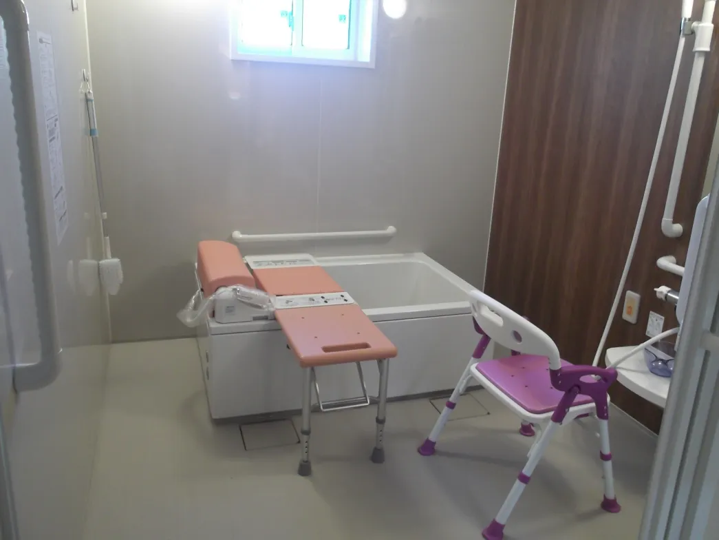 介護付き有料老人ホーム　地域密着型 サンスマイル日野の紹介写真 6