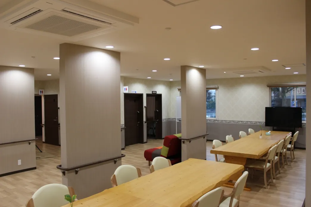 住宅型有料老人ホーム　サンスマイル八王子陵南の紹介写真 2