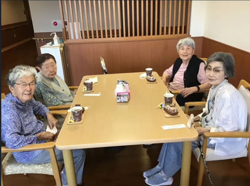 サービス付き高齢者向け住宅　イルミーナみどりの紹介写真 3