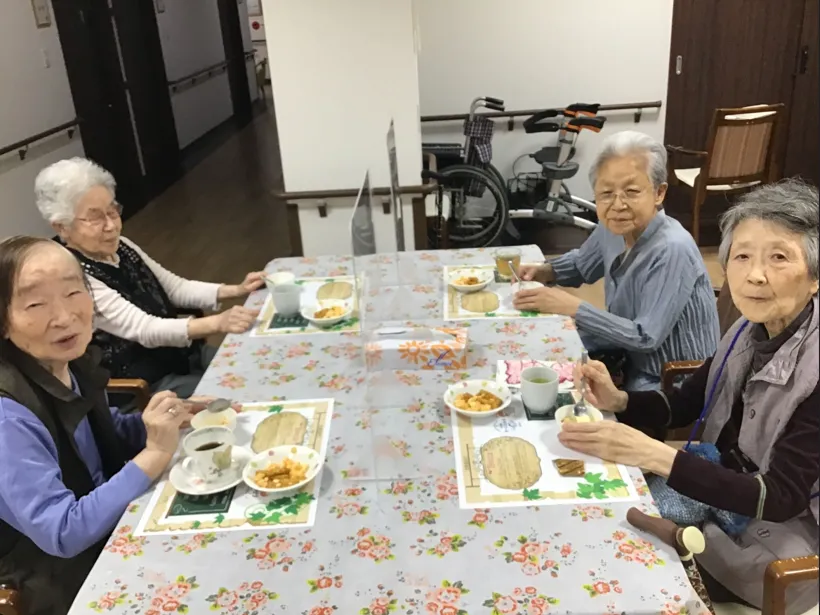 サービス付き高齢者向け住宅　イルミーナかまがやの紹介写真 2