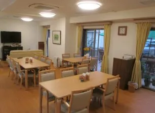 リリィパワーズレジデンス貝塚の紹介写真 6