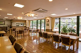 介護付き有料老人ホーム　シルバービレッジ日野東館の紹介写真 4