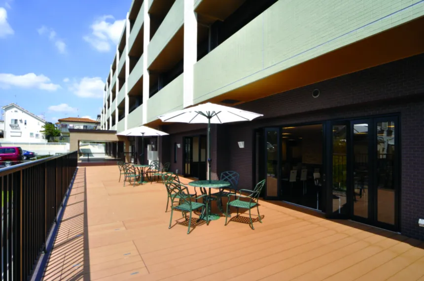 SOMPOケアラヴィーレレジデンス青葉台の紹介写真 4