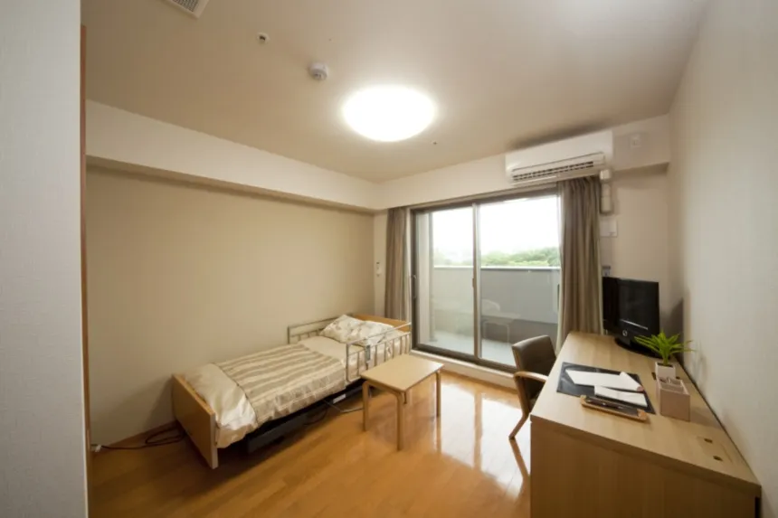 SOMPOケア ラヴィーレレジデンス泉中央の紹介写真 2