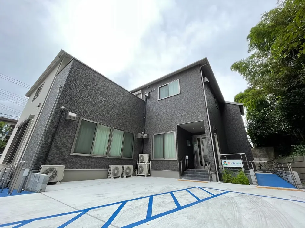 朝と海と森と磯子栗木の紹介写真