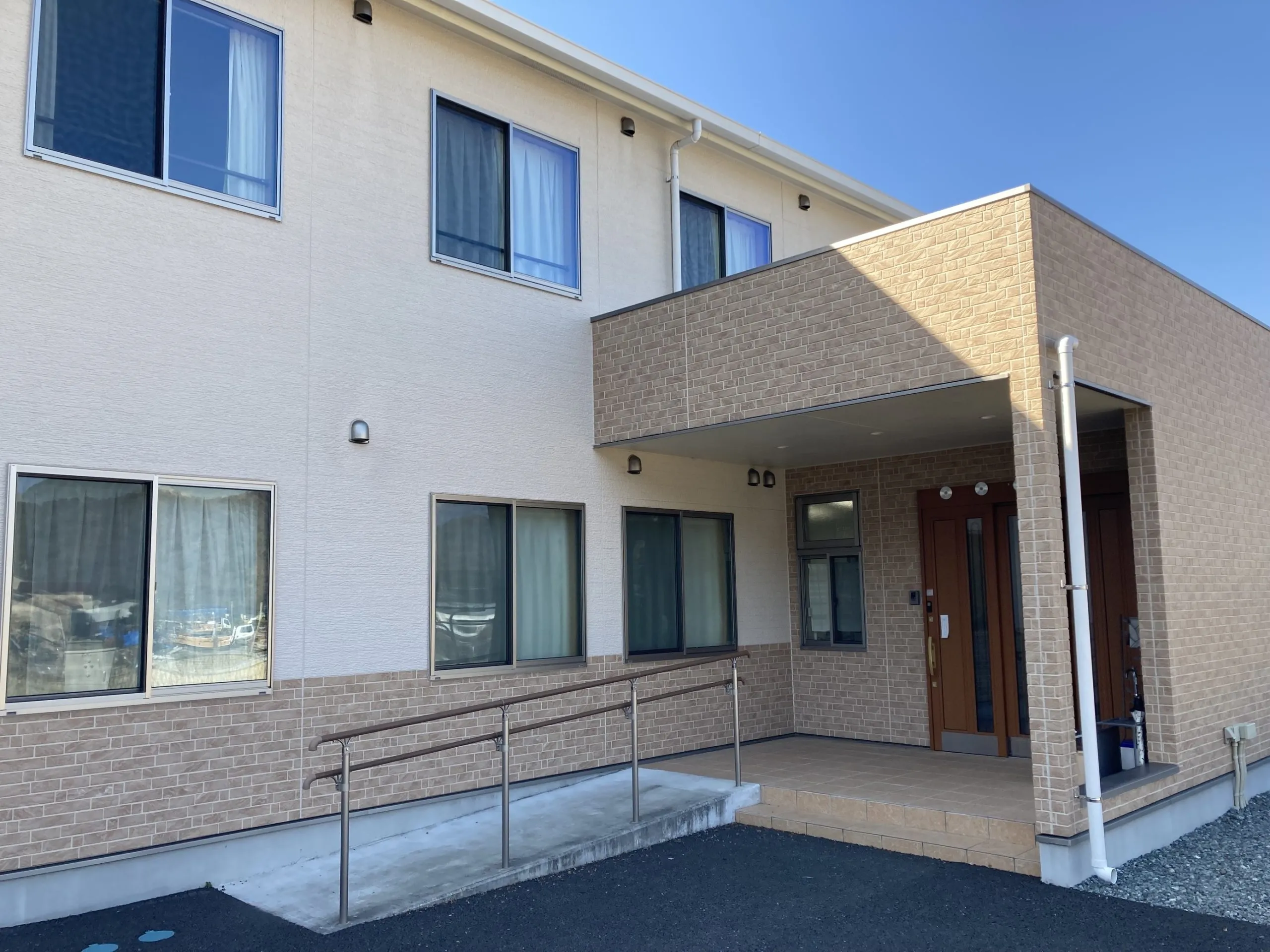 クローバーガーデン松野の紹介写真