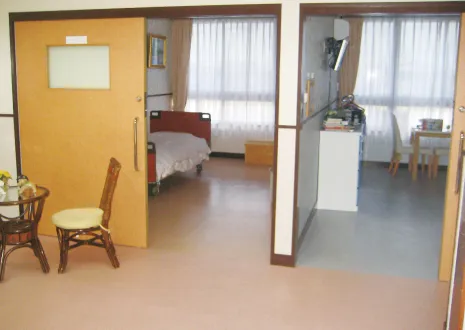 ロイヤルハウス石岡本館の紹介写真 4