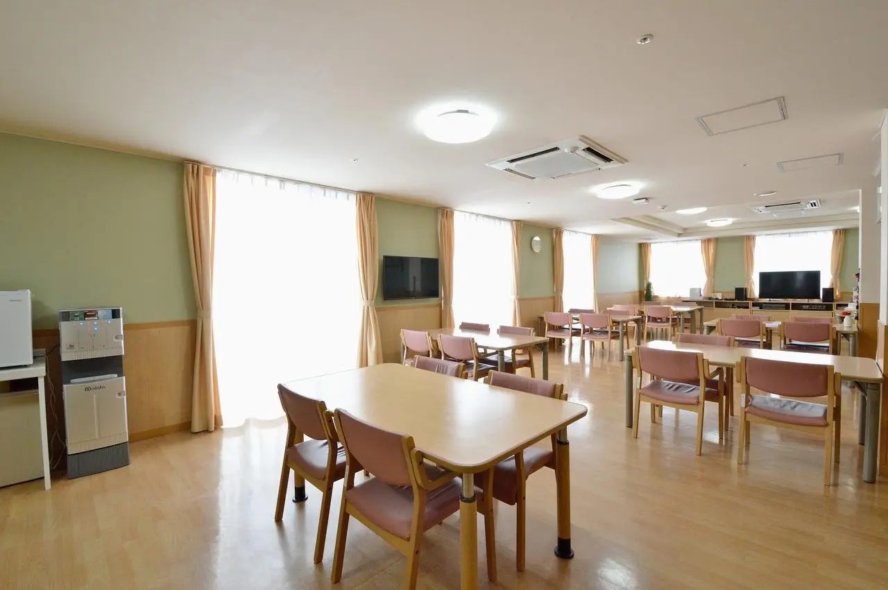 イリーゼ天童の紹介写真 3