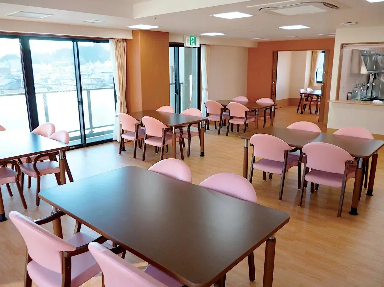 イリーゼ石巻の紹介写真 3